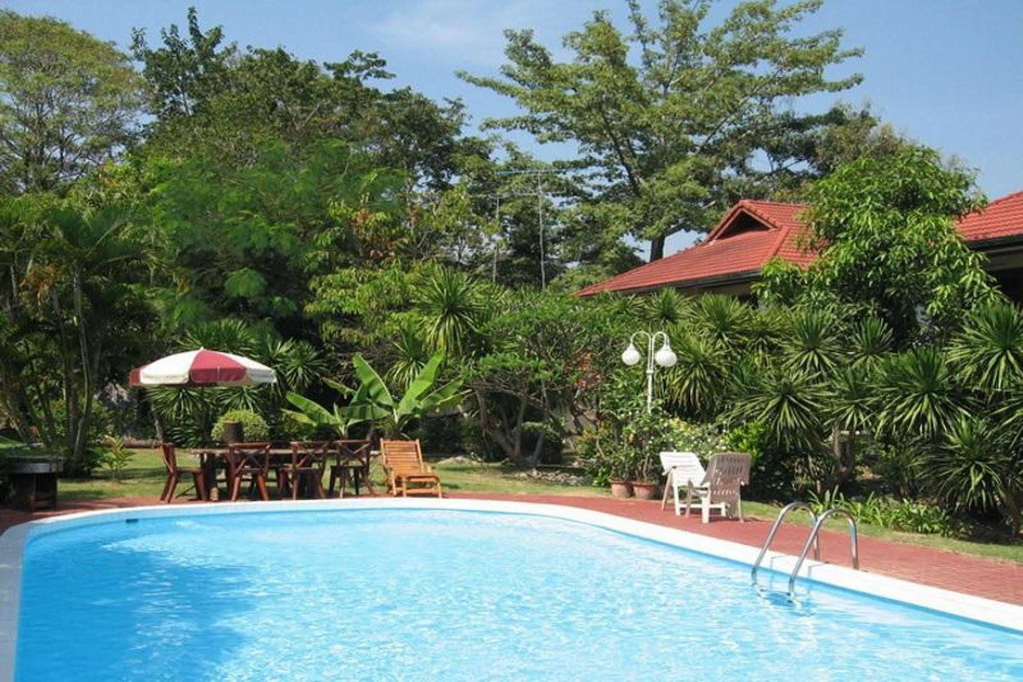 Eco Valley Lodge Pak Chong Eksteriør billede