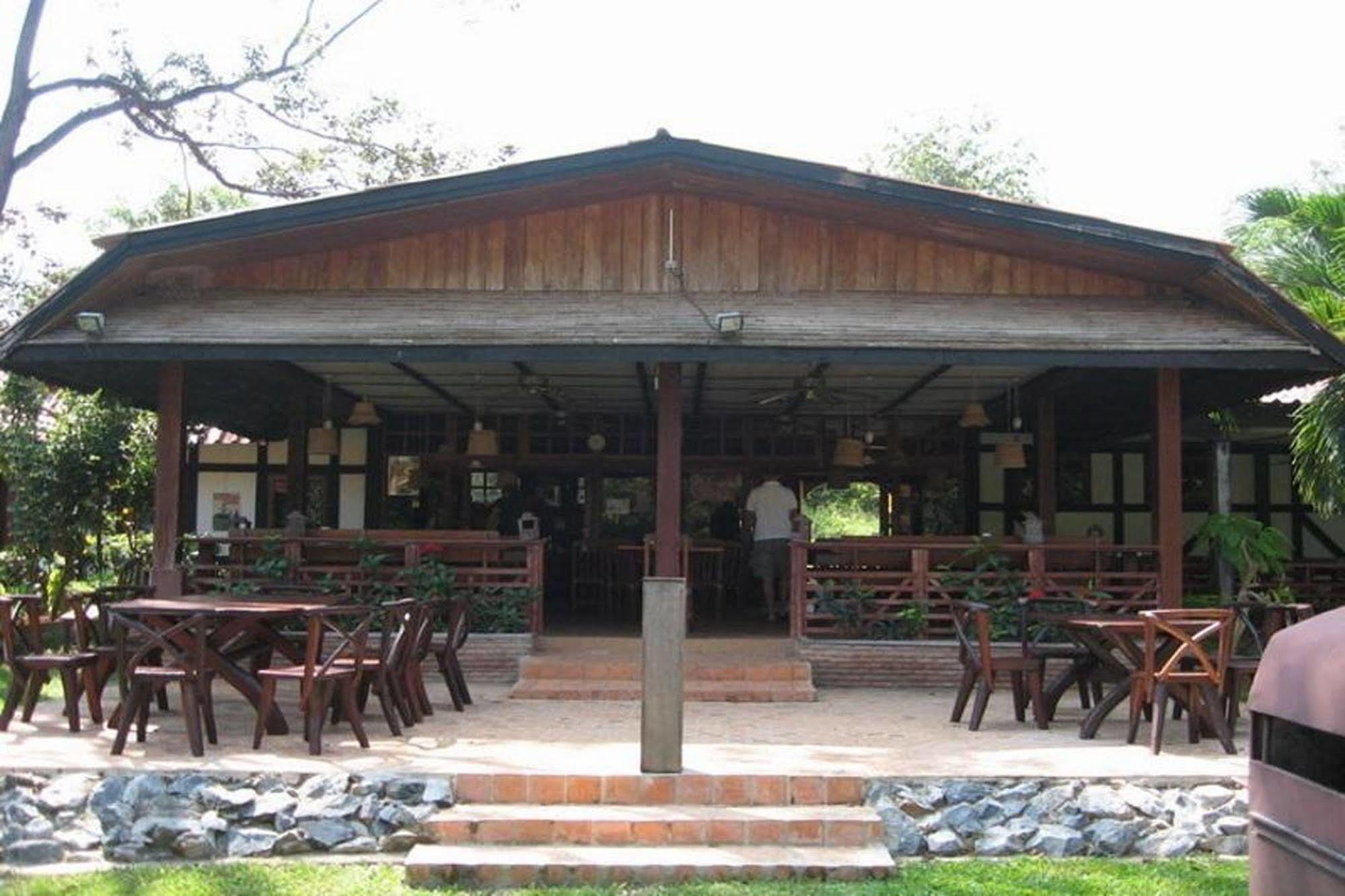 Eco Valley Lodge Pak Chong Eksteriør billede
